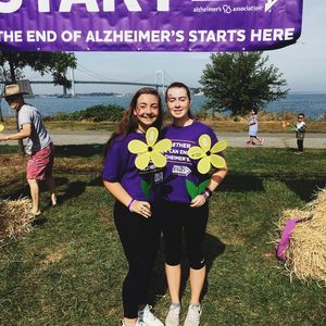 Meet your Posher, Caitlin